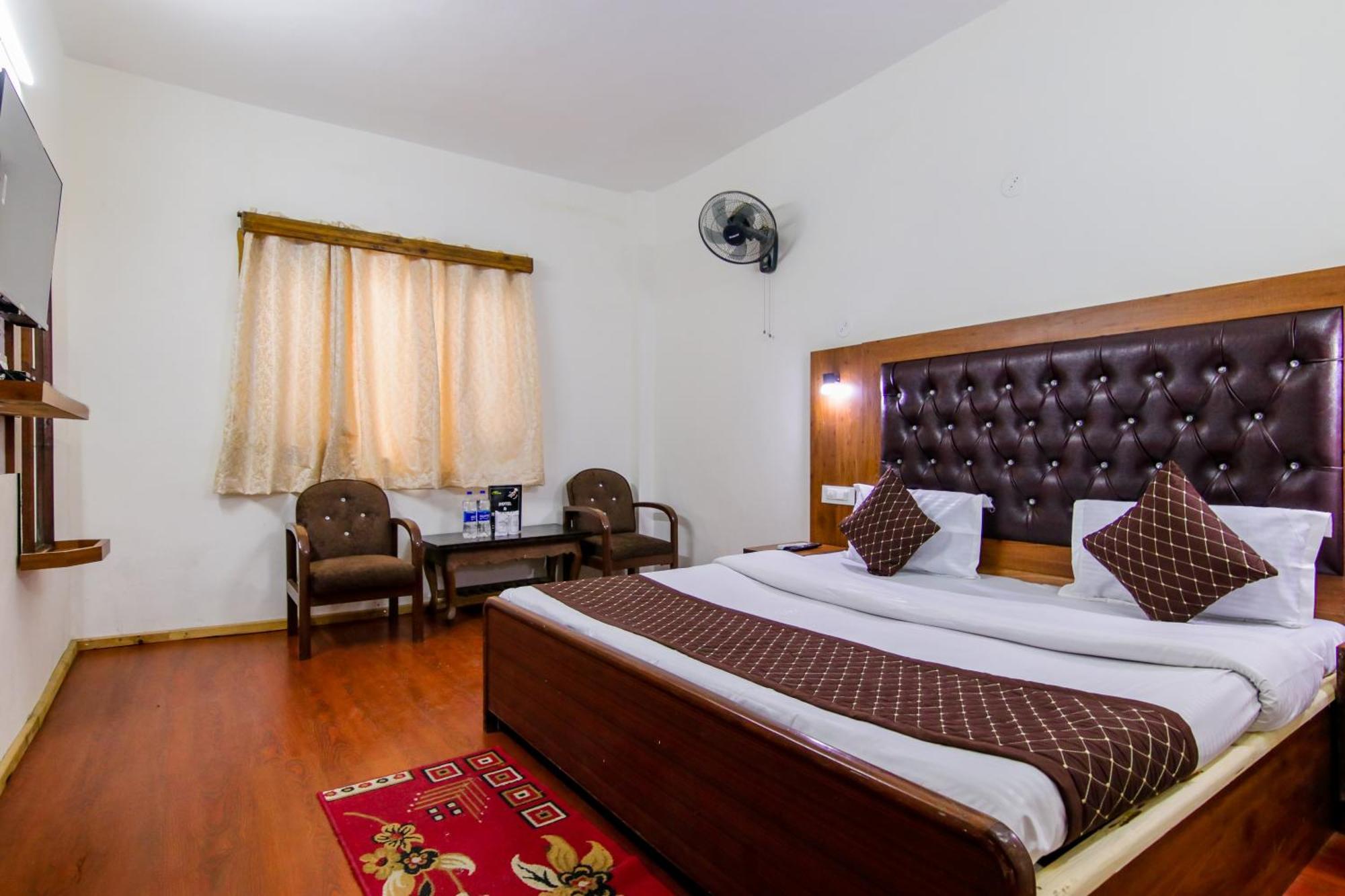 Mha Hotels The Moon Manali エクステリア 写真